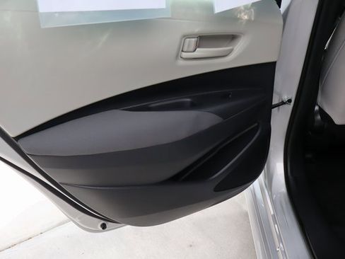 Used 2023 Toyota Corolla LE image 24