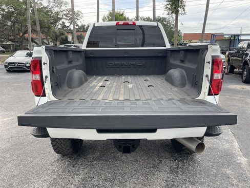 Used 2017 GMC Sierra 2500 Denali w/ Duramax Plus Package AWD/4WD image 47