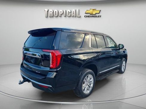 Used 2023 GMC Yukon SLT AWD/4WD image 5