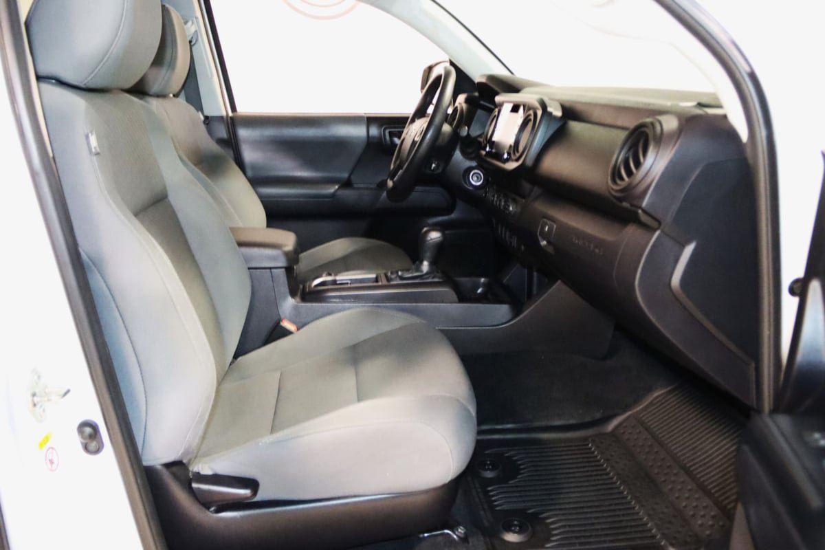 Used 2020 Toyota Tacoma SR AWD/4WD image 52