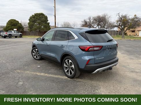 Used 2025 Ford Escape Platinum w/ Class II Trailer Tow Package image 4