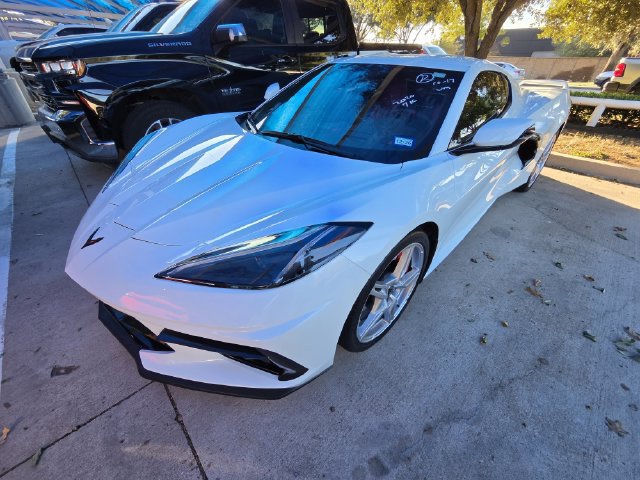 Used 2020 Chevrolet Corvette Stingray Preferred Cpe w/ 2LT Preferred Equipment Group RWD image 3