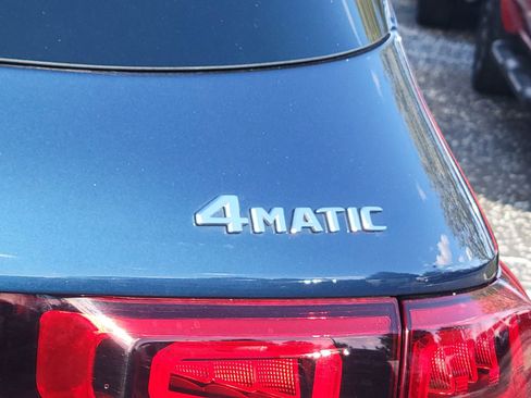 Used 2021 Mercedes-Benz GLB 250 4MATIC image 14