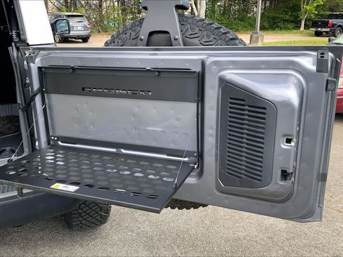 Used 2023 Ford Bronco Heritage Edition image 33