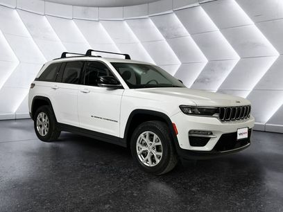 Used 2023 Jeep Grand Cherokee Limited w/ Luxury Tech Group II