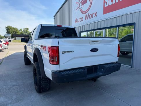 Used 2015 Ford F150 Lariat w/ Equipment Group 502A Luxury AWD/4WD image 29