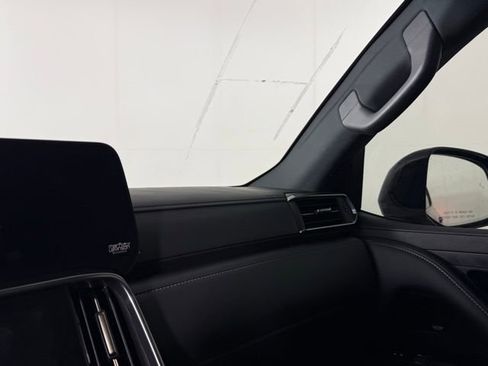 Certified 2024 Lexus LX 600 4WD w/ Appearance Package image 94