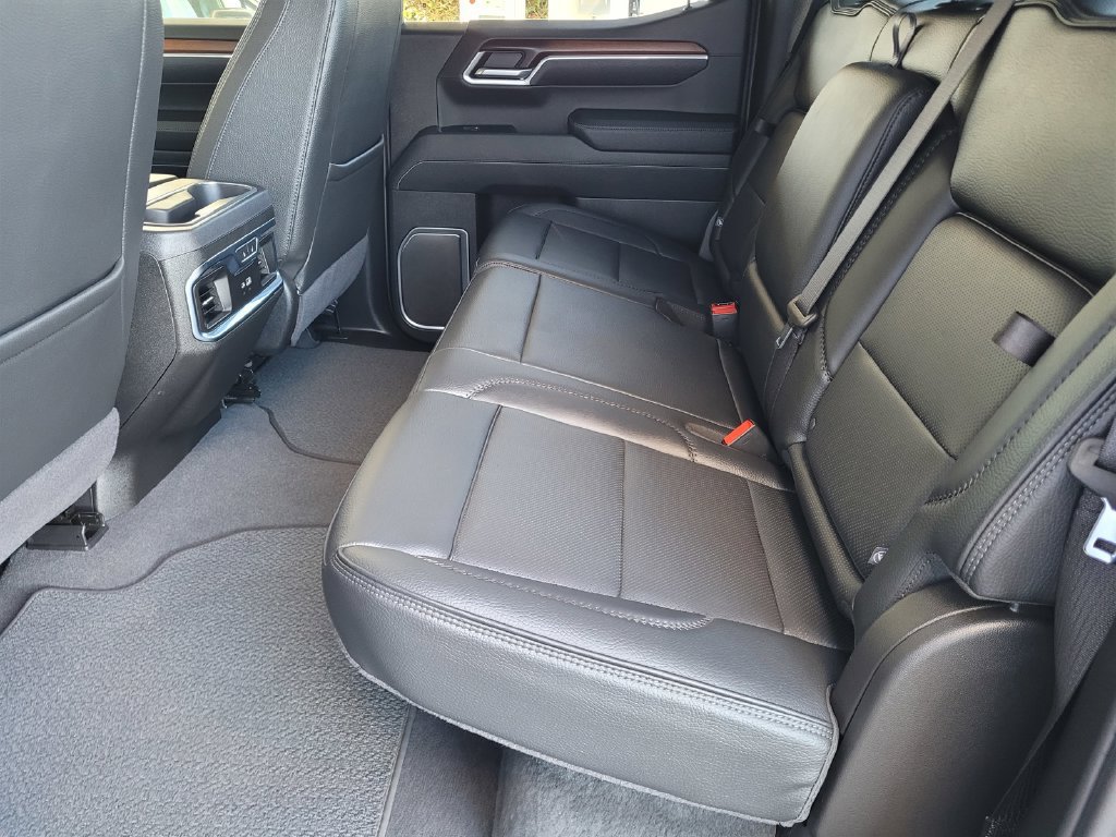 Used 2026 GMC Sierra 1500 Denali AWD/4WD image 10