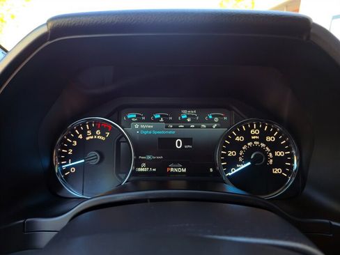 Used 2018 Ford F150 Platinum w/ Equipment Group 701A Luxury AWD/4WD image 19