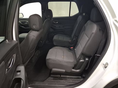 Used 2023 Chevrolet Traverse LT w/ LPO, Cargo Package AWD/4WD image 11