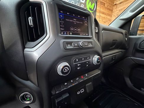 Used 2024 GMC Sierra 1500 Pro w/ Pro Value Package image 17