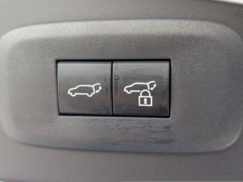 New 2026 Lexus RZ 450e AWD image 10