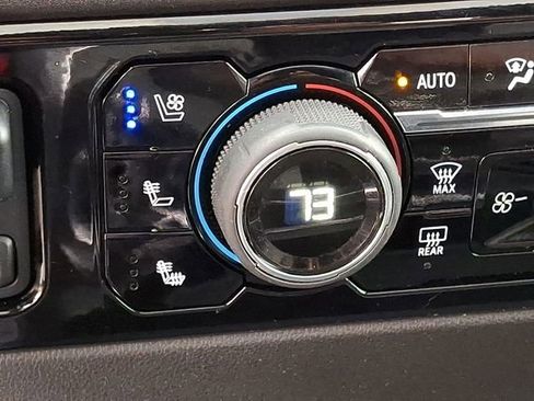 Used 2024 Chevrolet Silverado 3500 High Country w/ High Country Premium Package image 19