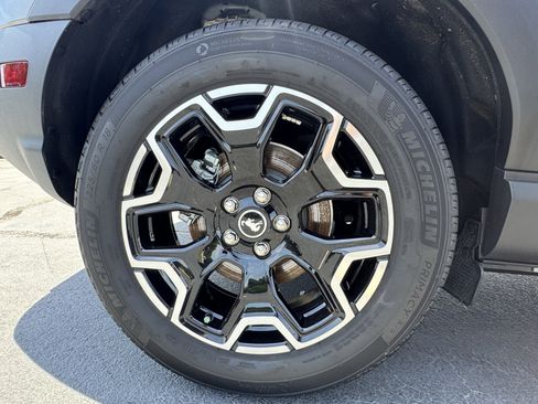 Used 2025 Ford Bronco Sport Outer Banks AWD/4WD image 20