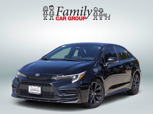 Used 2023 Toyota Corolla SE FWD image 1