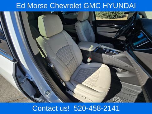 Certified 2023 Buick Enclave Avenir w/ Avenir Technology Package AWD/4WD image 12