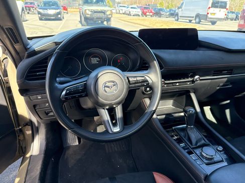 Used 2024 MAZDA MAZDA3 s image 8