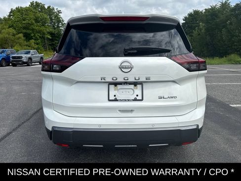 Certified 2026 Nissan Rogue SL AWD/4WD image 9