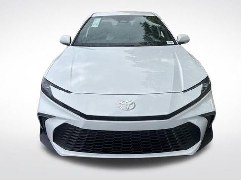 New 2026 Toyota Camry SE image 8