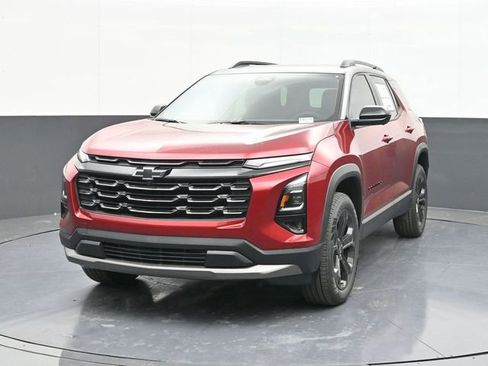 New 2026 Chevrolet Equinox LT w/ Midnight Edition FWD image 2