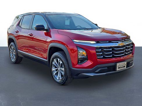New 2026 Chevrolet Equinox LT image 3