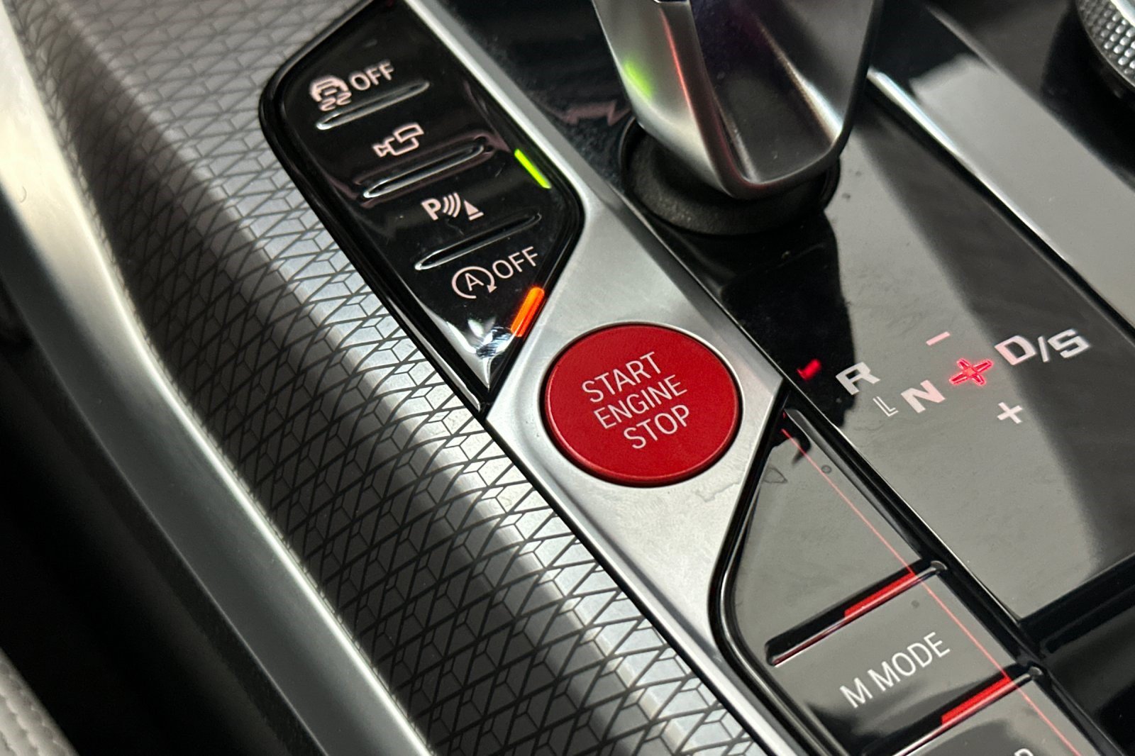 Used 2026 BMW M4 xDrive Competition AWD/4WD image 17