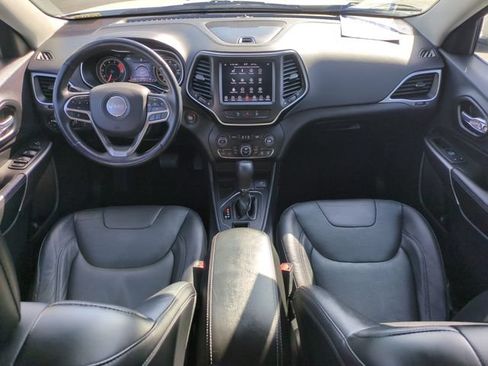 Used 2021 Jeep Cherokee Latitude Lux w/ Comfort/Convenience Group FWD image 27
