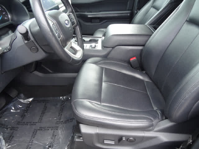 Certified 2024 Ford Expedition XLT AWD/4WD image 6