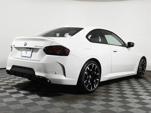 Used 2025 BMW M240i xDrive Coupe w/ Premium Package image 7