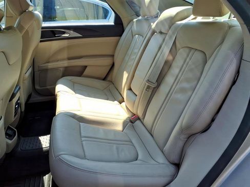 Used 2017 Lincoln MKZ Select w/ Select Plus Package FWD image 11