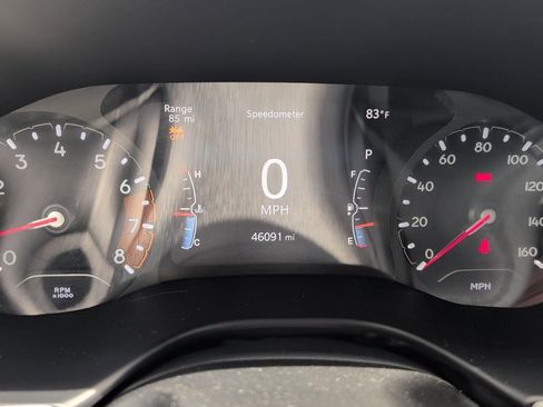 Used 2023 Jeep Compass Limited AWD/4WD image 2