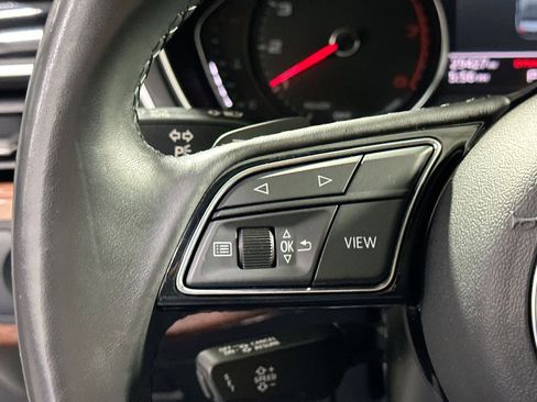 Used 2022 Audi A4 2.0T Premium w/ Convenience Package image 22