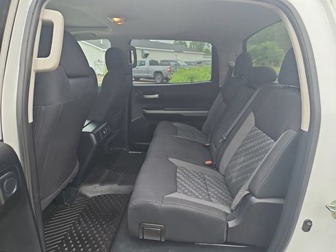 Used 2020 Toyota Tundra SR5 AWD/4WD image 9
