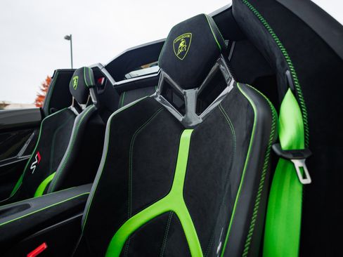 Used 2021 Lamborghini Aventador SVJ image 60