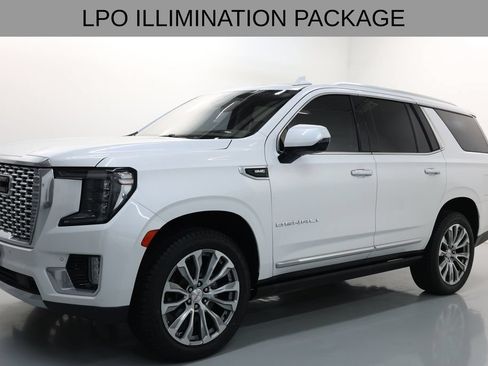 Used 2021 GMC Yukon Denali w/ LPO, Illumination Package AWD/4WD image 18