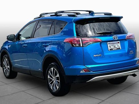Used 2016 Toyota RAV4 XLE image 11