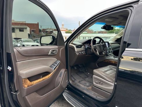 Used 2015 GMC Yukon Denali w/ Open Road Package AWD/4WD image 13