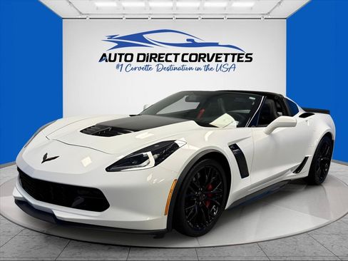 Used 2019 Chevrolet Corvette Z06 RWD image 1