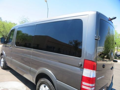 Used 2016 Mercedes-Benz Sprinter 2500 image 7