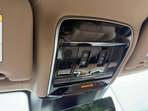 Used 2024 Land Rover Range Rover Autobiography AWD/4WD image 27