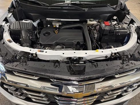 Used 2026 Chevrolet Equinox LT w/ LPO, Floor Liner Package AWD/4WD image 28