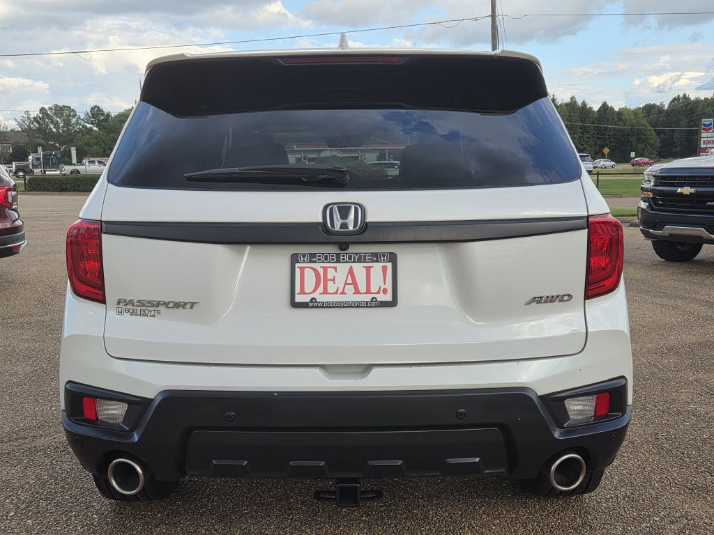 Used 2023 Honda Passport EX-L image 6