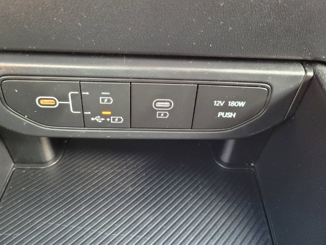 Used 2025 Kia K4 FWD image 25