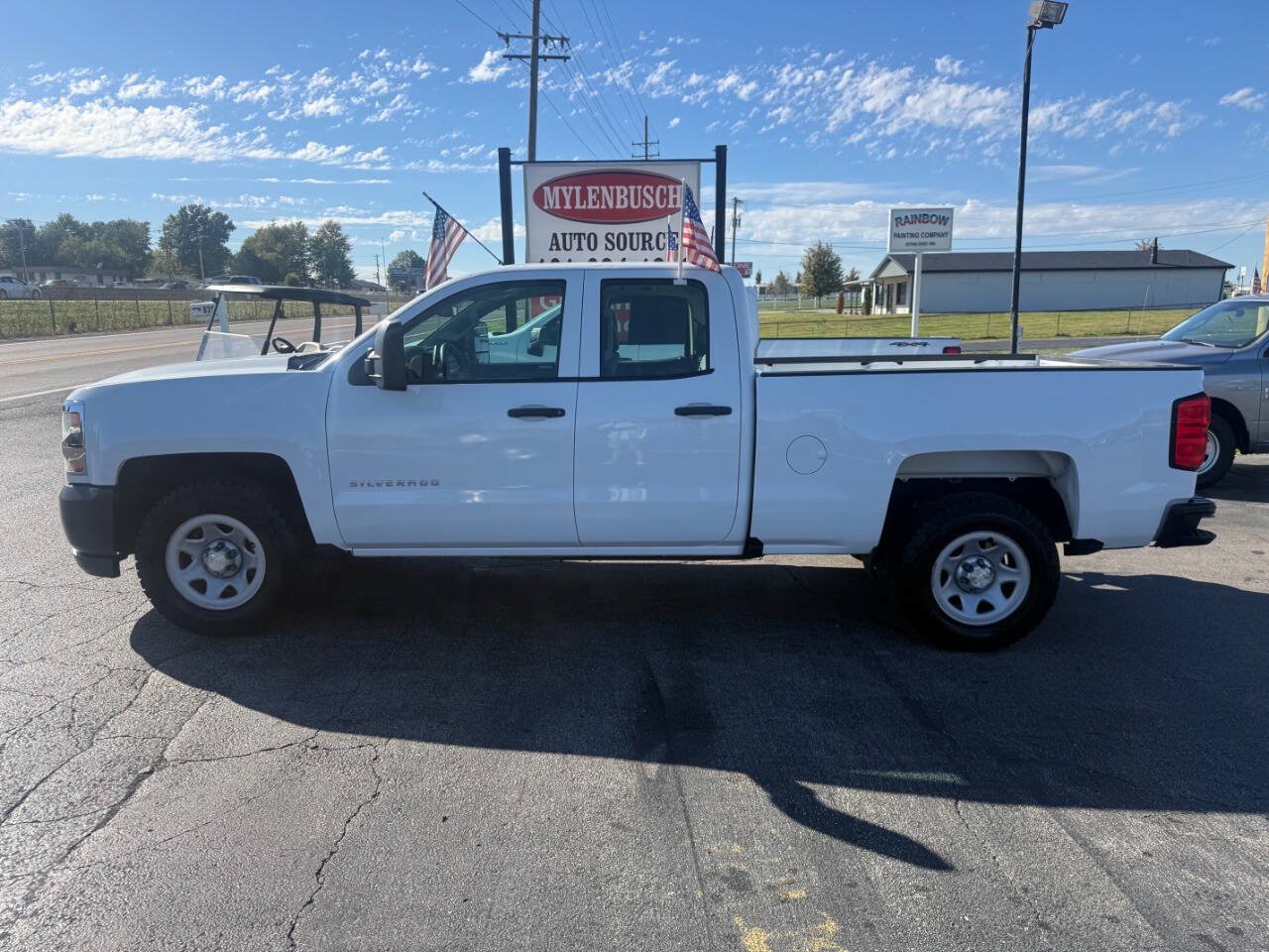 Used 2017 Chevrolet Silverado 1500 W/T w/ Trailering Package RWD image 1