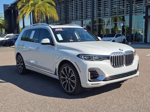 Used 2019 BMW X7 xDrive40i w/ Premium Package AWD/4WD image 3