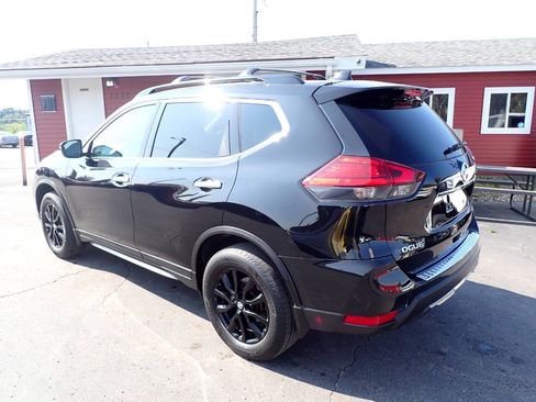 Used 2017 Nissan Rogue SV w/ Midnight Edition Package AWD/4WD image 4