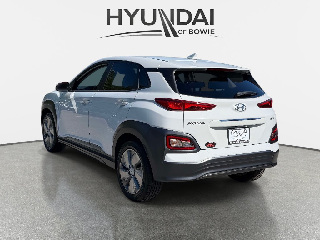 Used 2021 Hyundai Kona Limited w/ Cargo Package FWD image 4