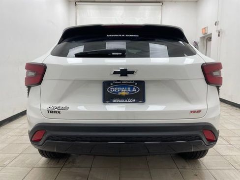New 2026 Chevrolet Trax RS w/ Sunroof Package image 19