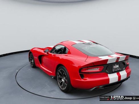 Used 2017 Dodge Viper GTS RWD image 7