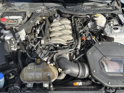 Used 2018 Ford Mustang GT image 43